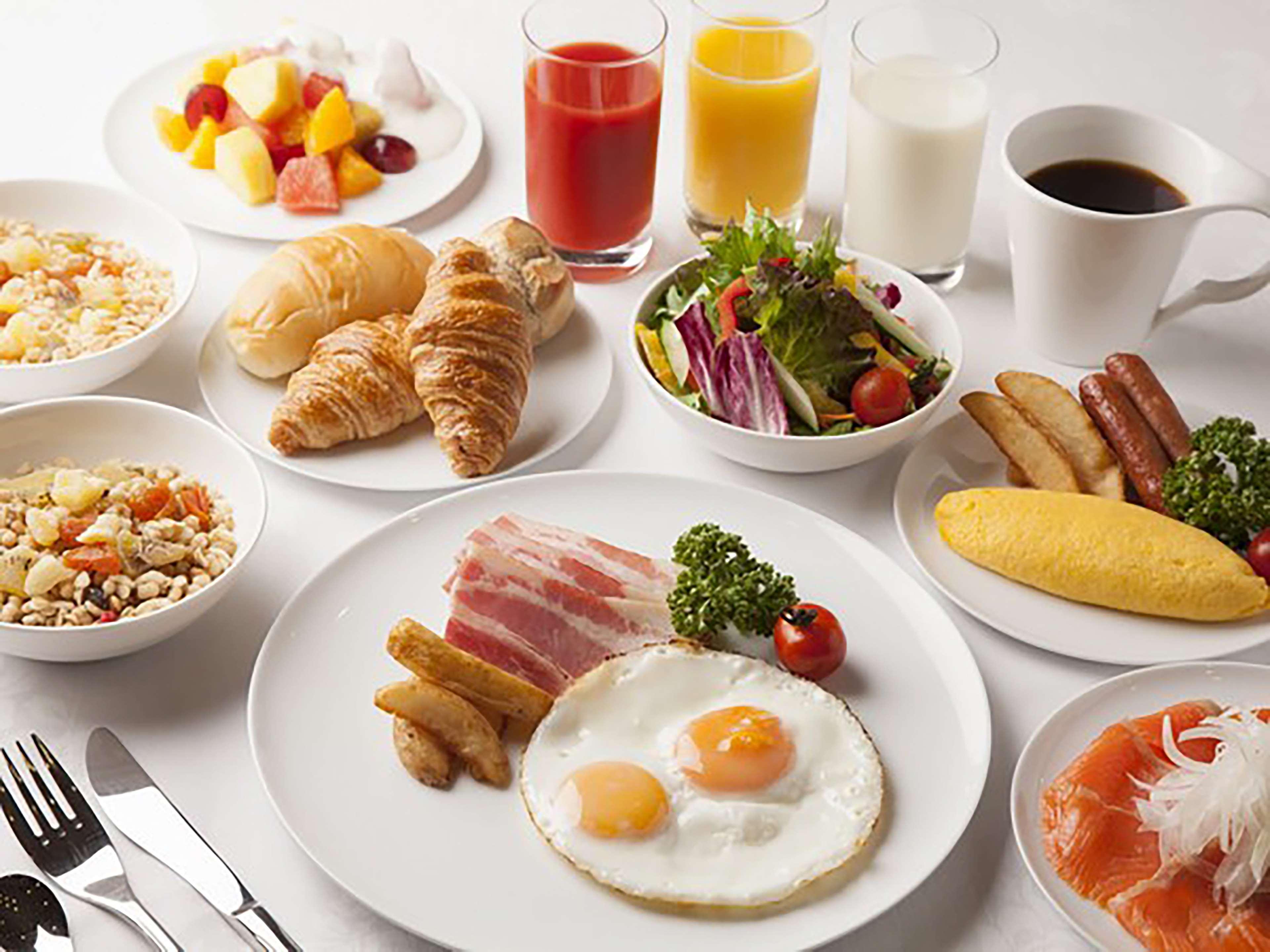 Hotel Doubletree By Hilton Naha Esterno foto