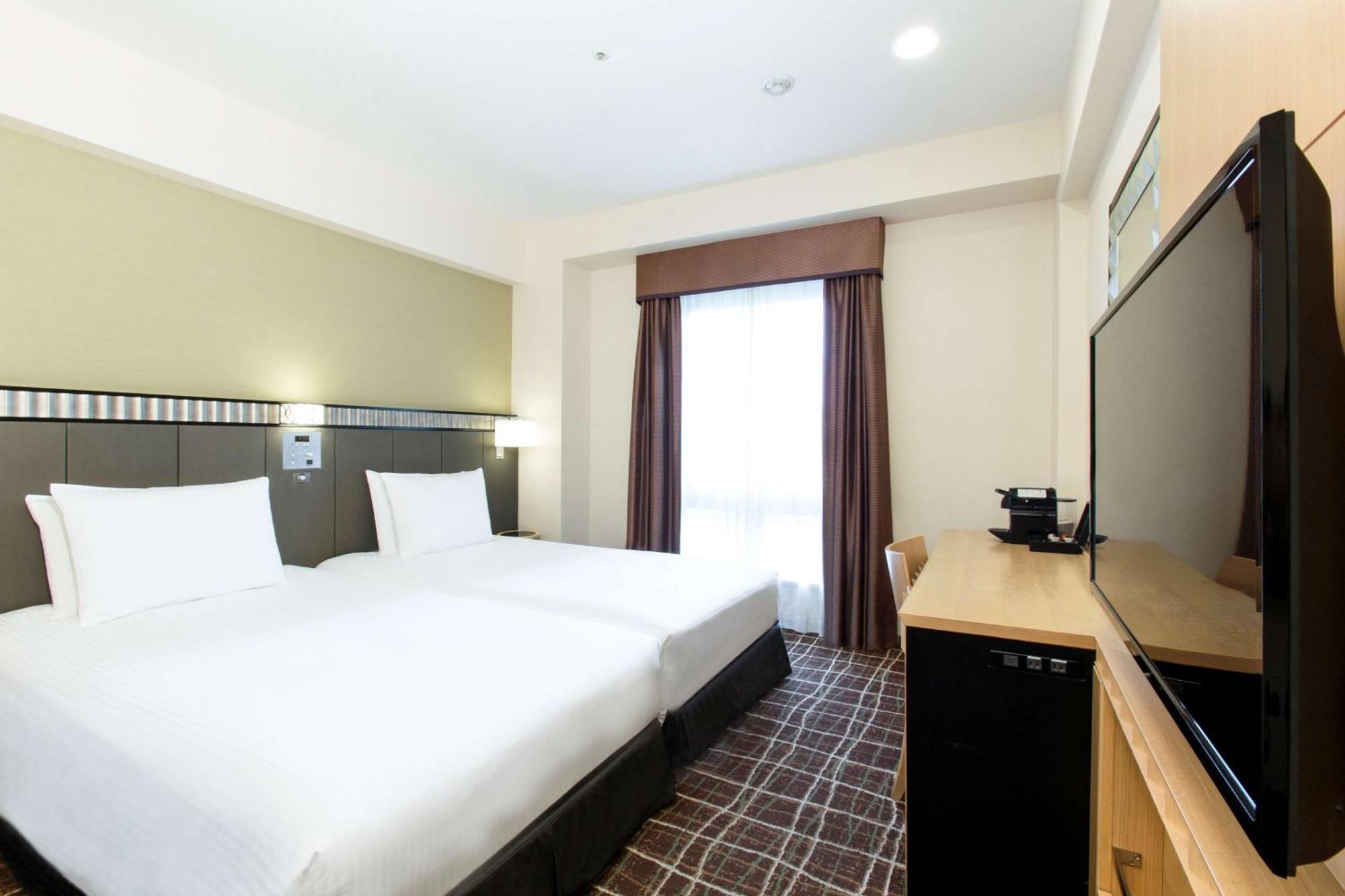 Hotel Doubletree By Hilton Naha Esterno foto