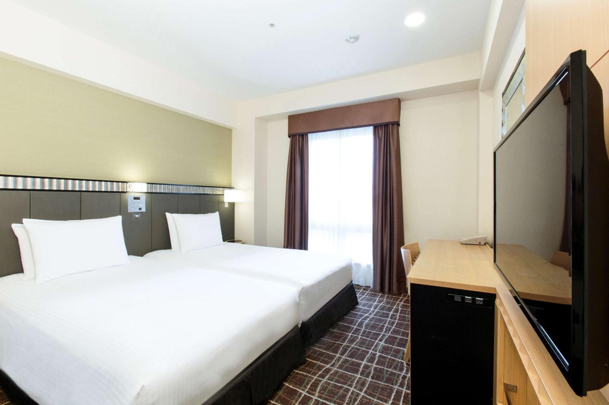 Hotel Doubletree By Hilton Naha Esterno foto