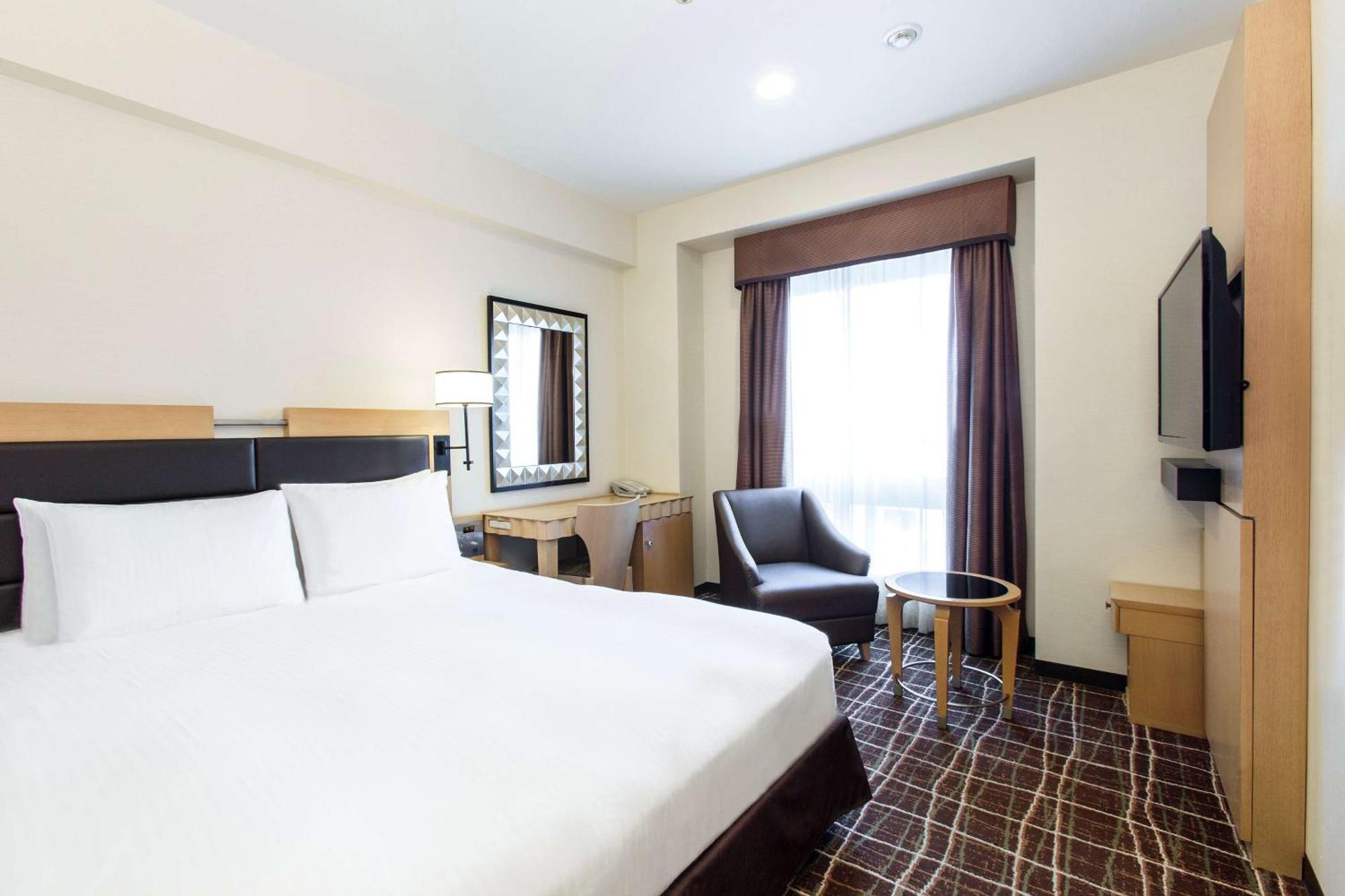 Hotel Doubletree By Hilton Naha Esterno foto