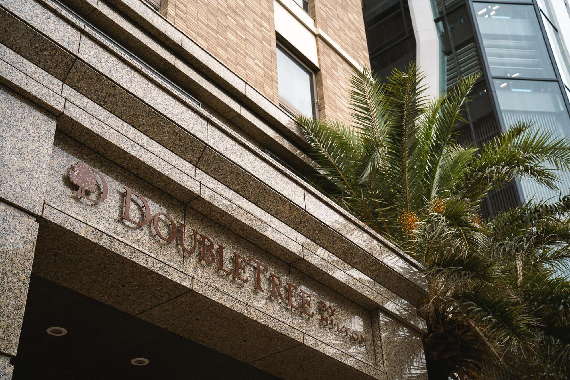 Hotel Doubletree By Hilton Naha Esterno foto