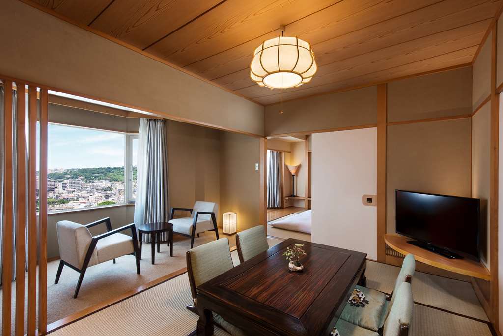 Hotel Doubletree By Hilton Naha Camera foto